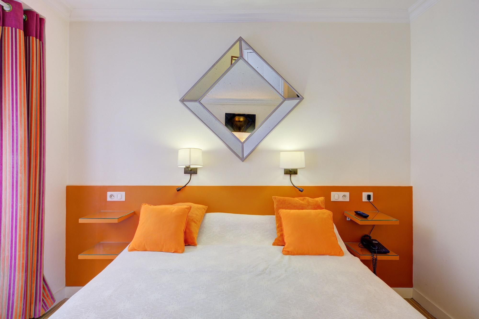 Hotel La Sanguine Париж Екстер'єр фото
