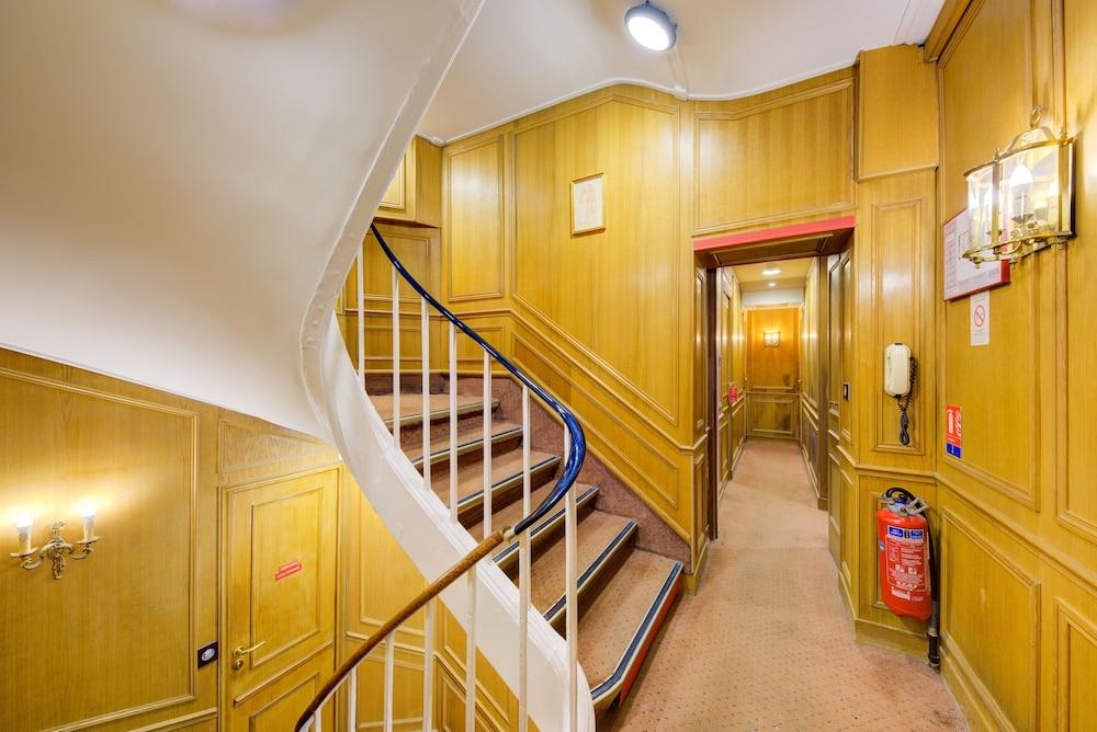 Hotel La Sanguine Париж Екстер'єр фото